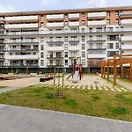 Turquoise Near The Royal Lazienki By Renters