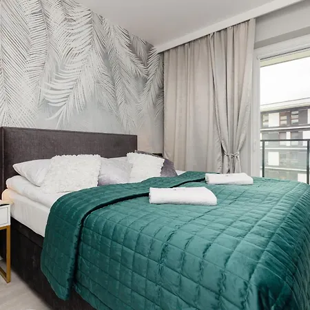 Turquoise Near The Royal Lazienki By Renters