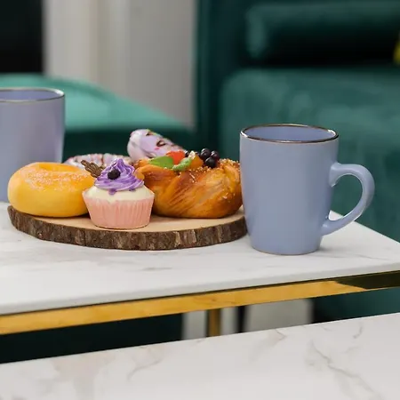 Turquoise Near The Royal Lazienki By Renters Apartment