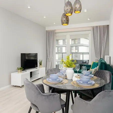 Turquoise Near The Royal Lazienki By Renters Apartment Warschau