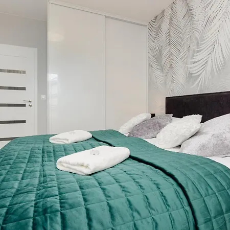 Apartment Turquoise Near The Royal Lazienki By Renters Warschau