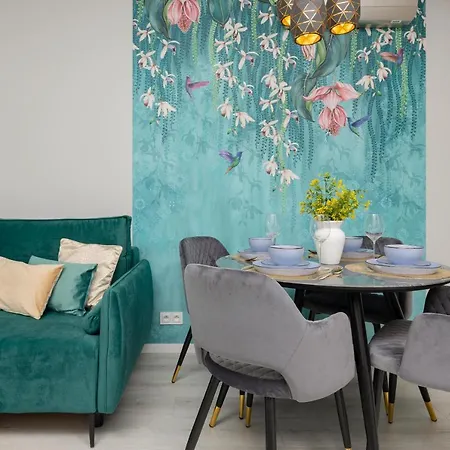 Turquoise Near The Royal Lazienki By Renters * Warschau