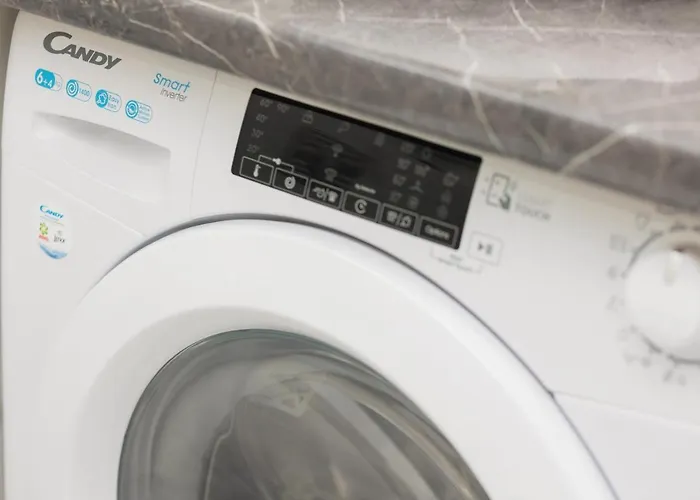 Turquoise Near The Royal Lazienki By Renters شقة *