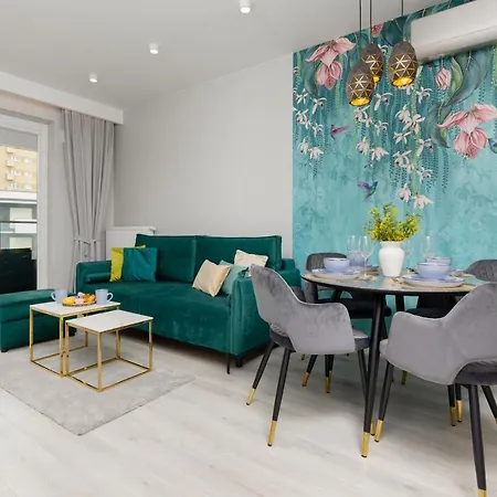 Turquoise Near The Royal Lazienki By Renters Apartament