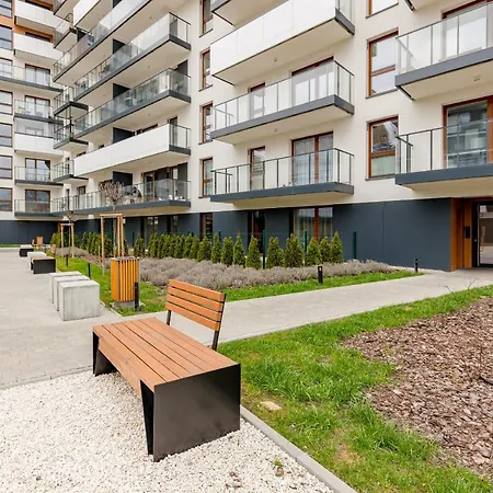 Turquoise Near The Royal Lazienki By Renters Apartament *
